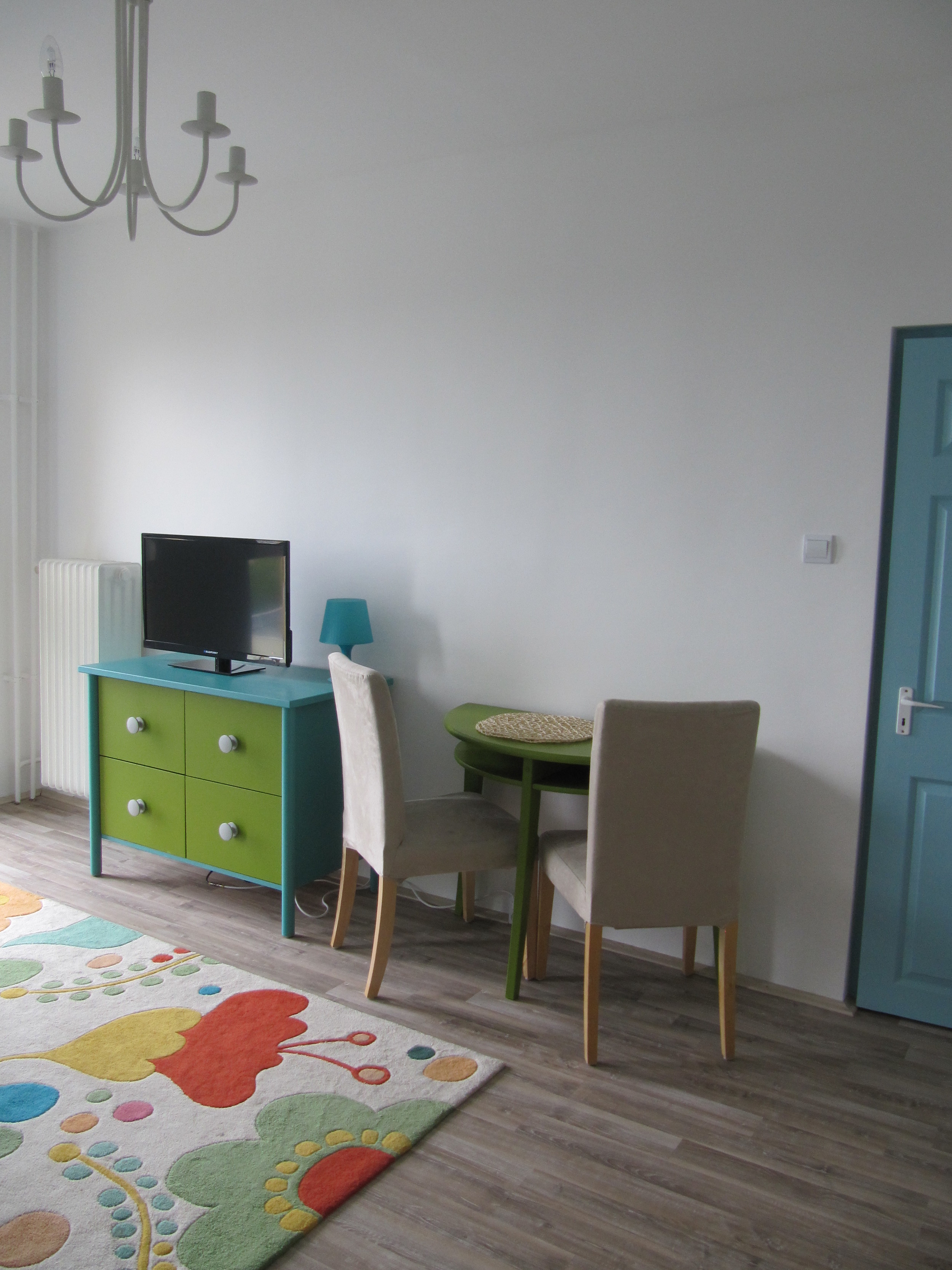 Pécs, Ifjúság útja - belsőépítészet, 6. kép