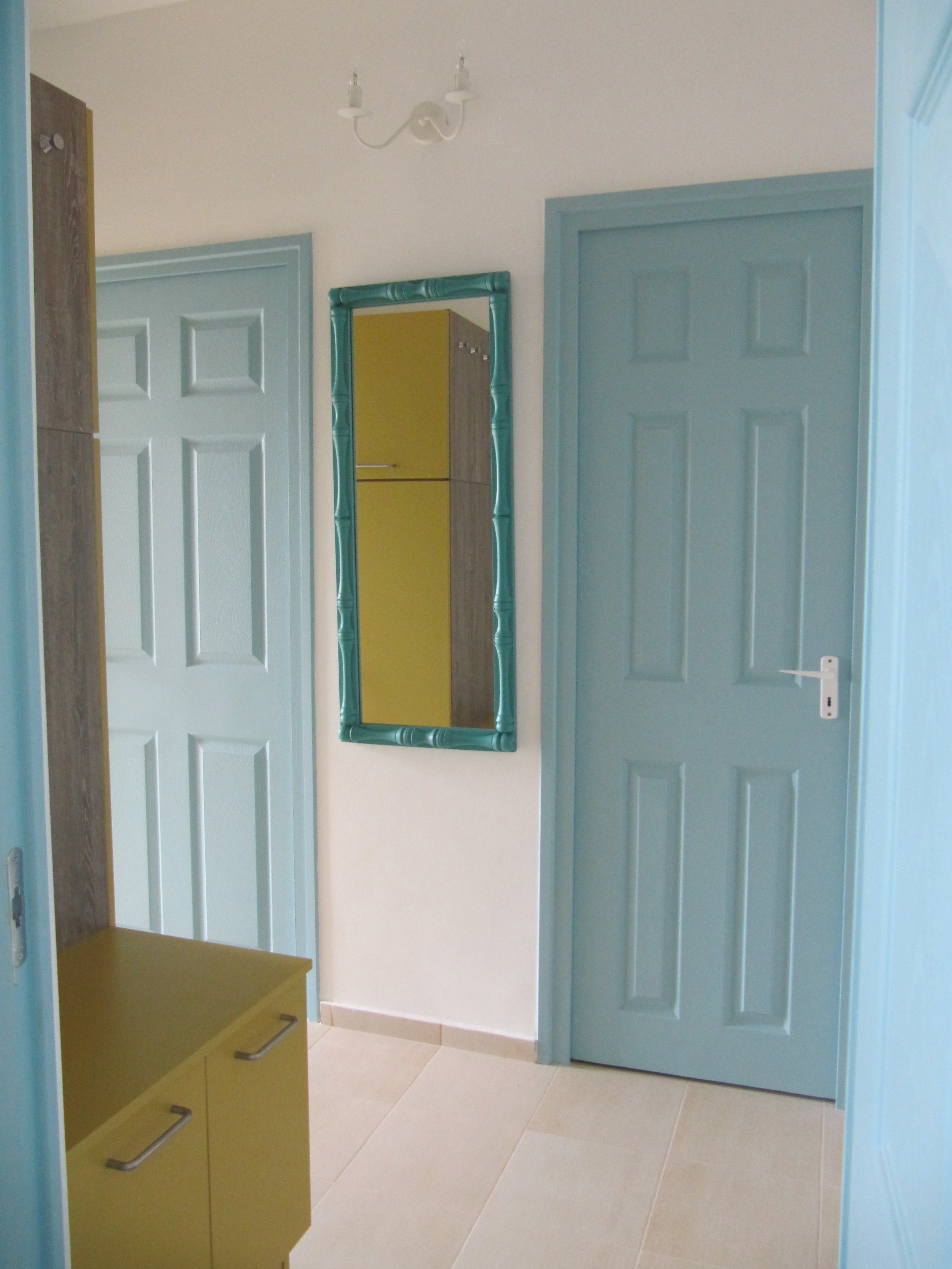 Pécs, Ifjúság útja - belsőépítészet, 11. kép