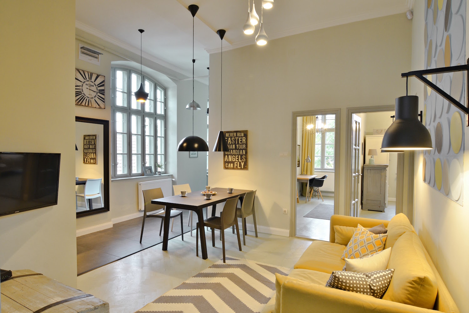 Pécs, Mária utca - belsőépítészet, 1. kép